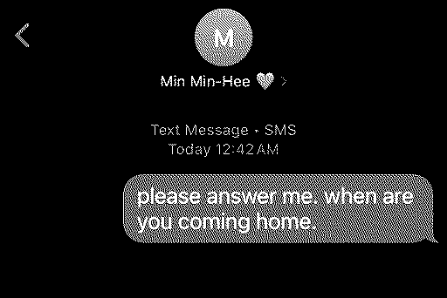 Text message snippet showing an unanswered message.